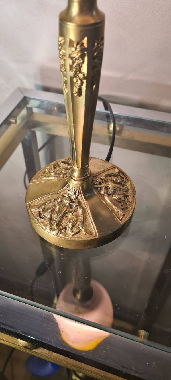 lampe bronze 1930 avec sa  Tulipe en pâte de verre signée Croismare (des frères Muller)34x10