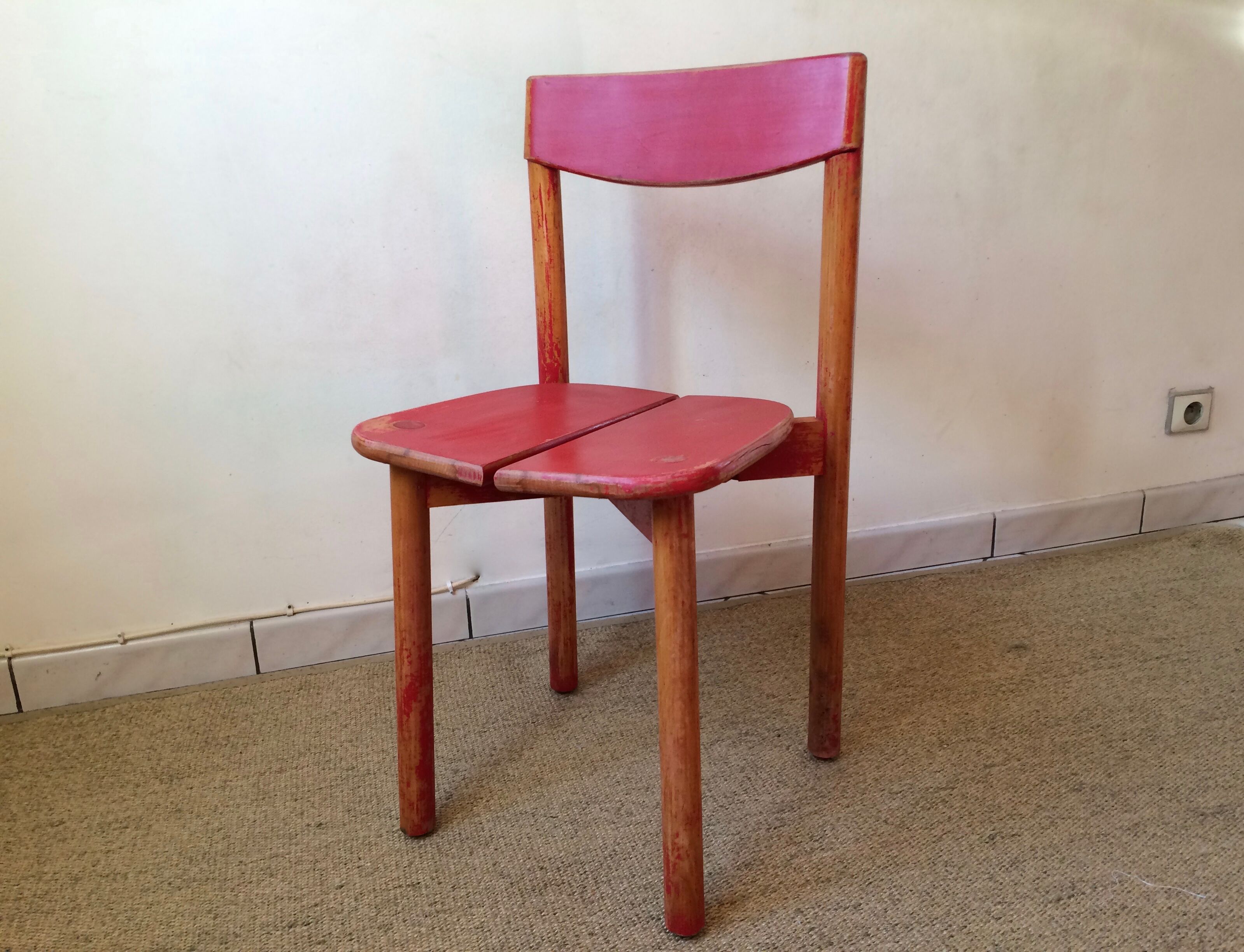 Grain of coffee design chair Pierre Gautier Delaye 60s