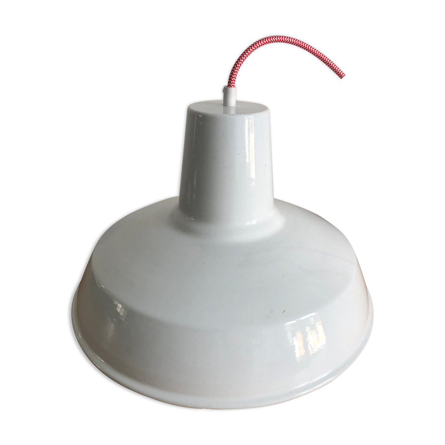 Suspension bowl enamelled white