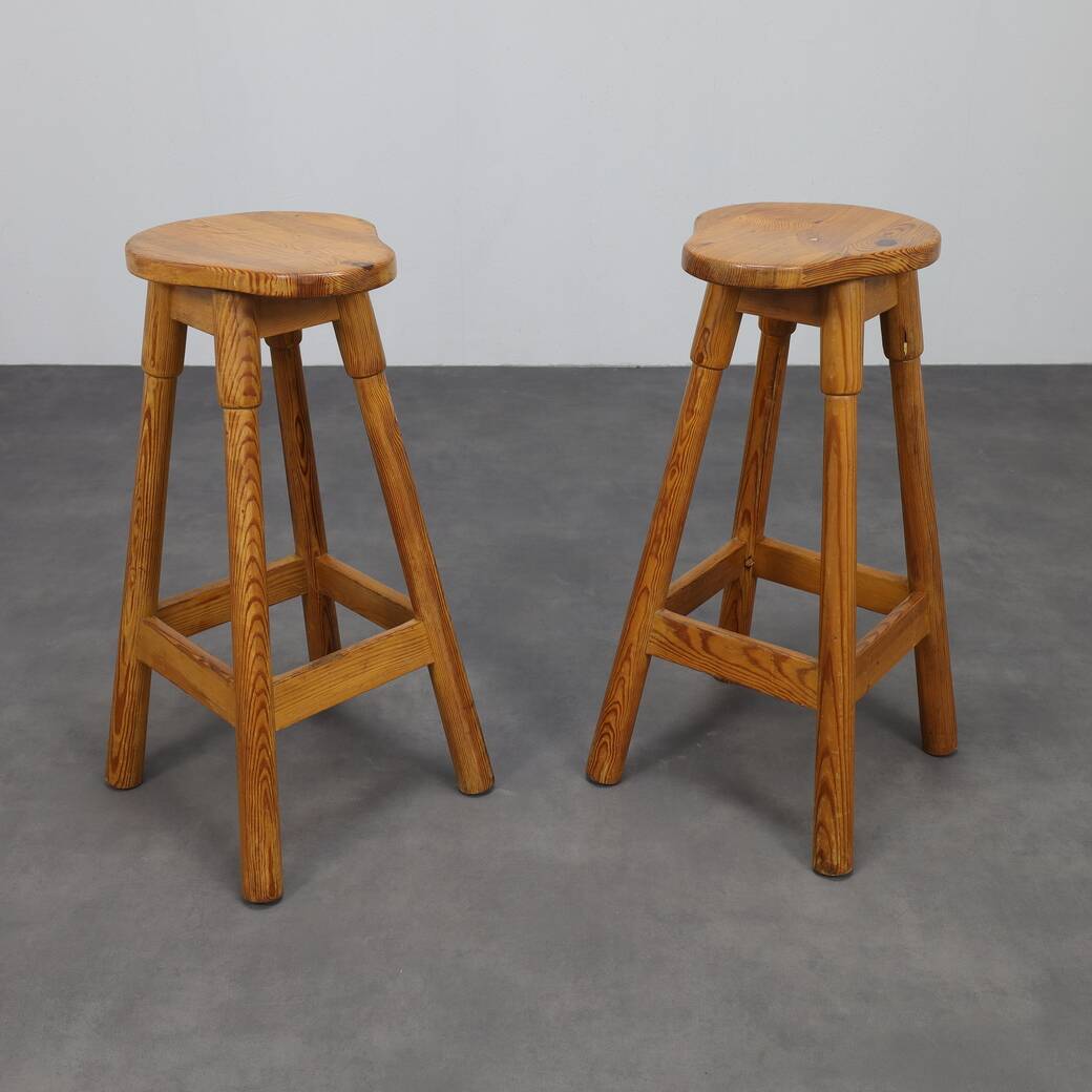 Pair of Barstools in Pinewood, 1970s
