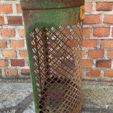 60s public garden bin