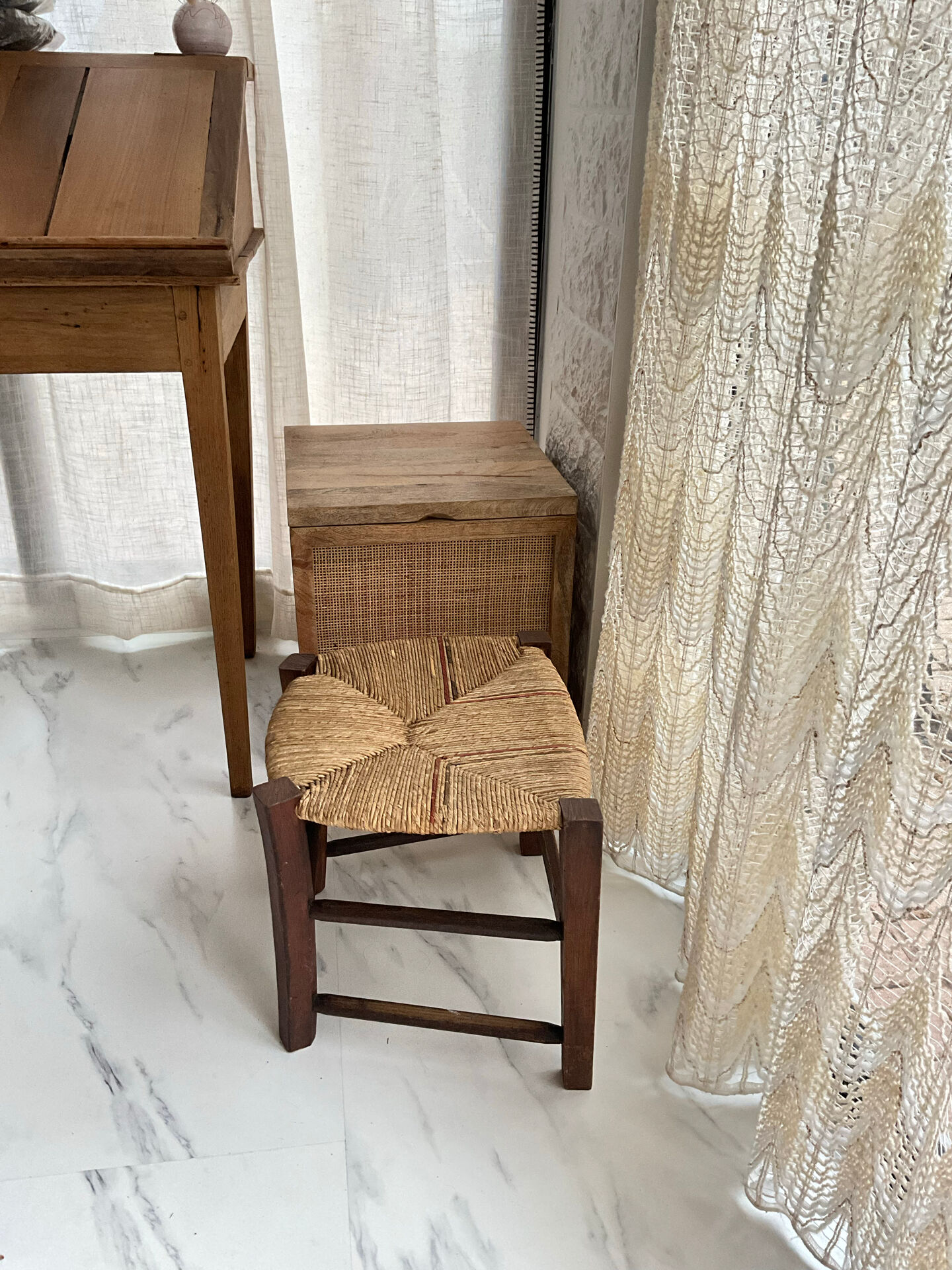 Straw stool
