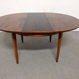 Scandinavian extendable rosewood dining table from the 60s/70s