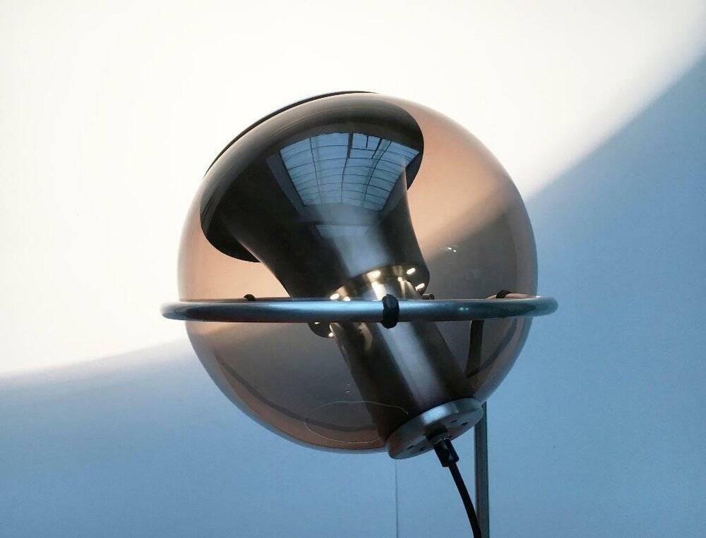 Mid-century Dutch space age globe table lamp by Gepo, 1960s.