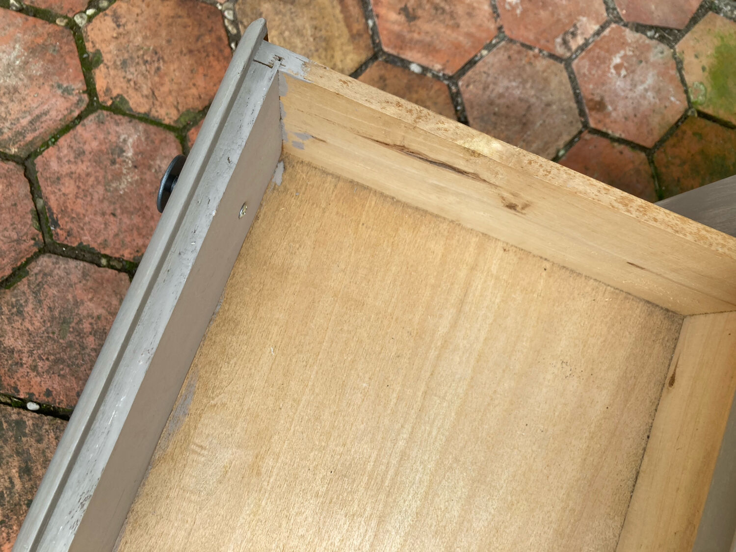 Vintage chest of drawers