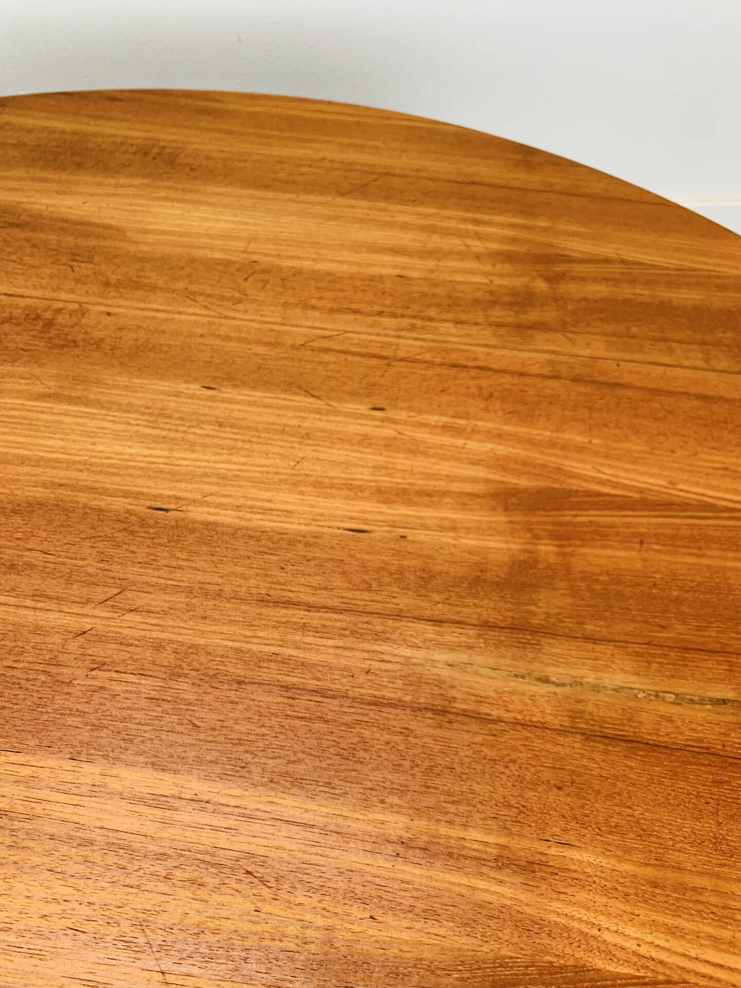 Table ronde scandinave en teck, 1960