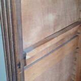 Parisian wardrobe - showcase spirit