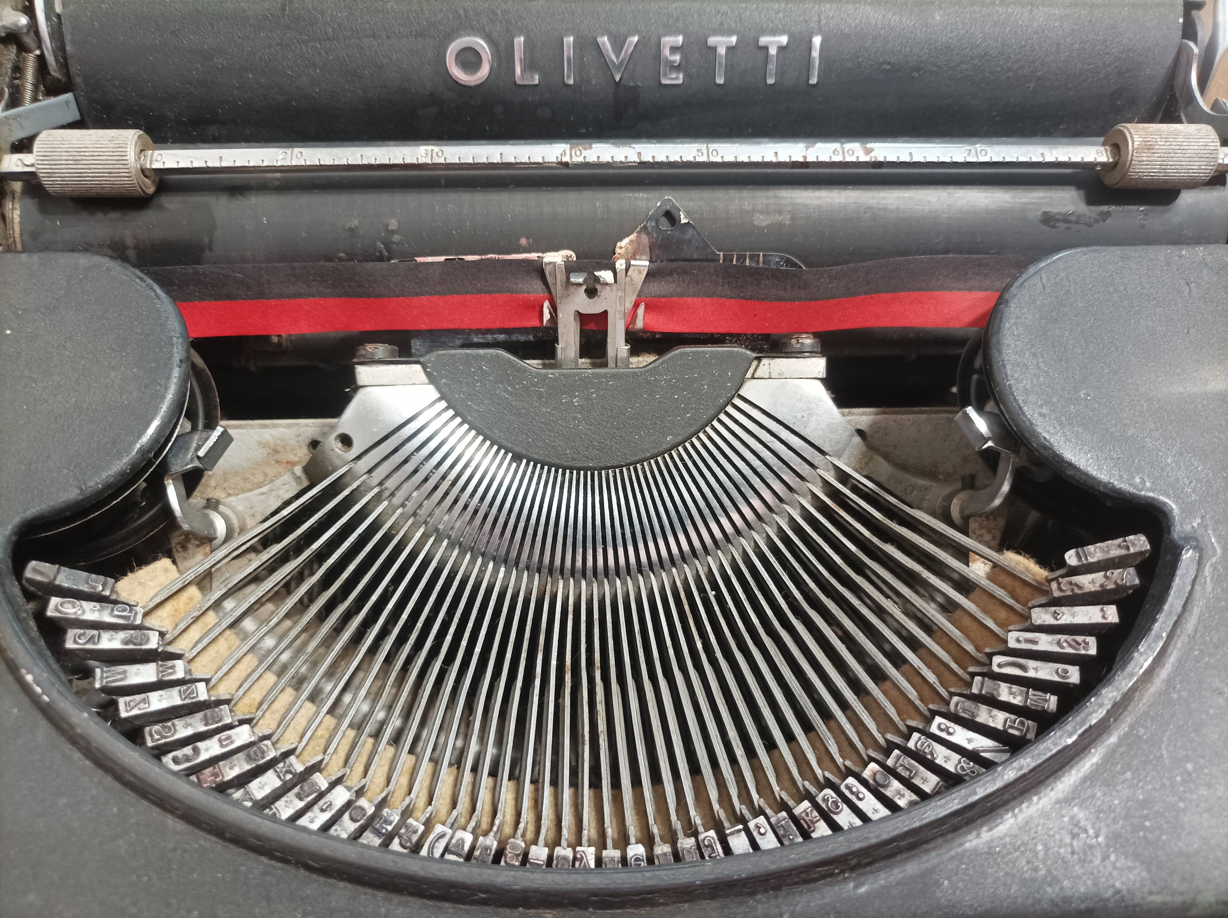 Old typewriter Olivetti Studio 42 40s/50s