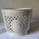 Reticulated pot cover in Italian porcelain