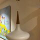 Suspension en opaline et teck Louis Kalff