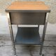 Table de chevet formica roulettes vintage