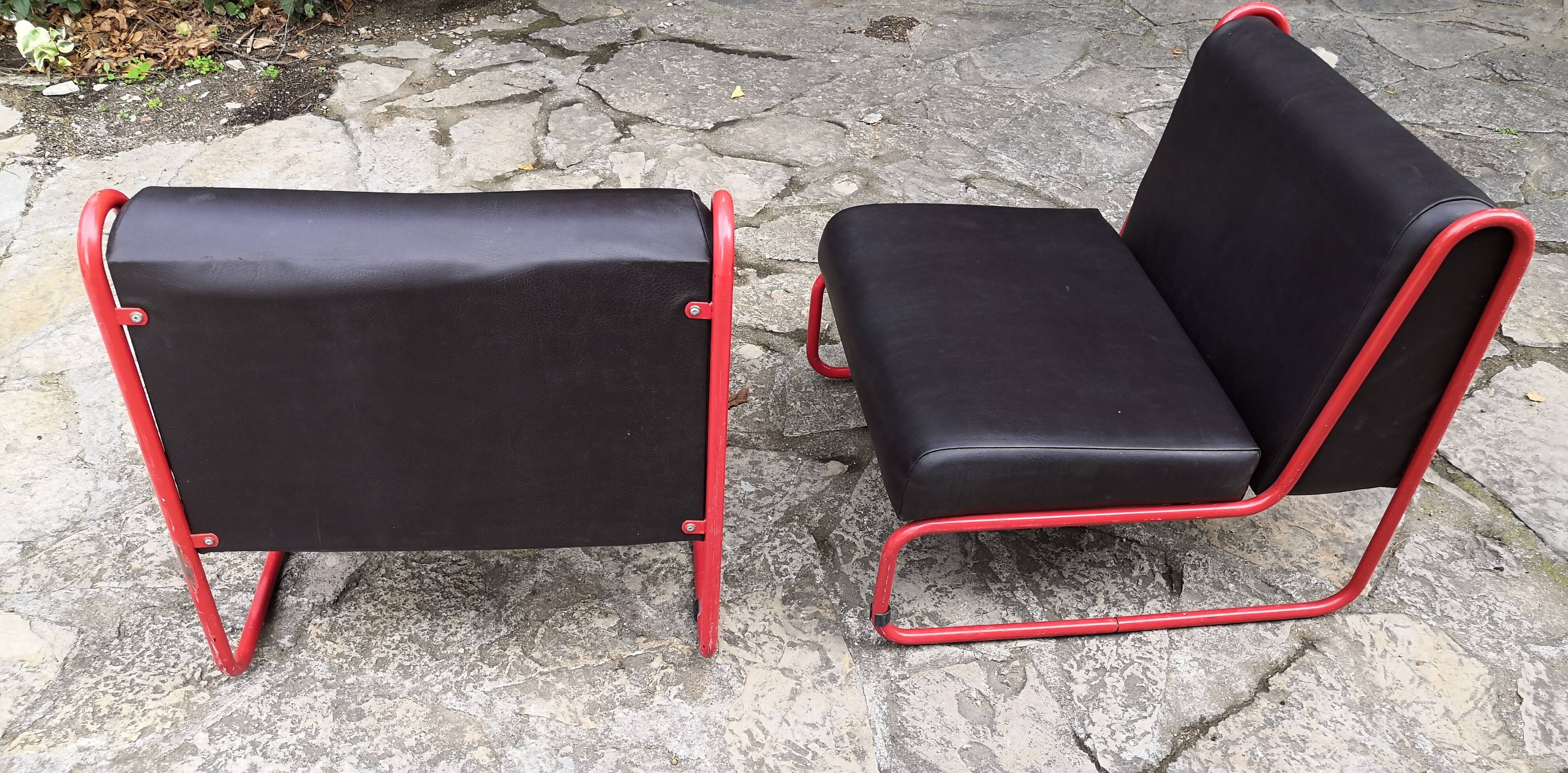 Pair of vintage drivers in red steel and skaï, France 1970