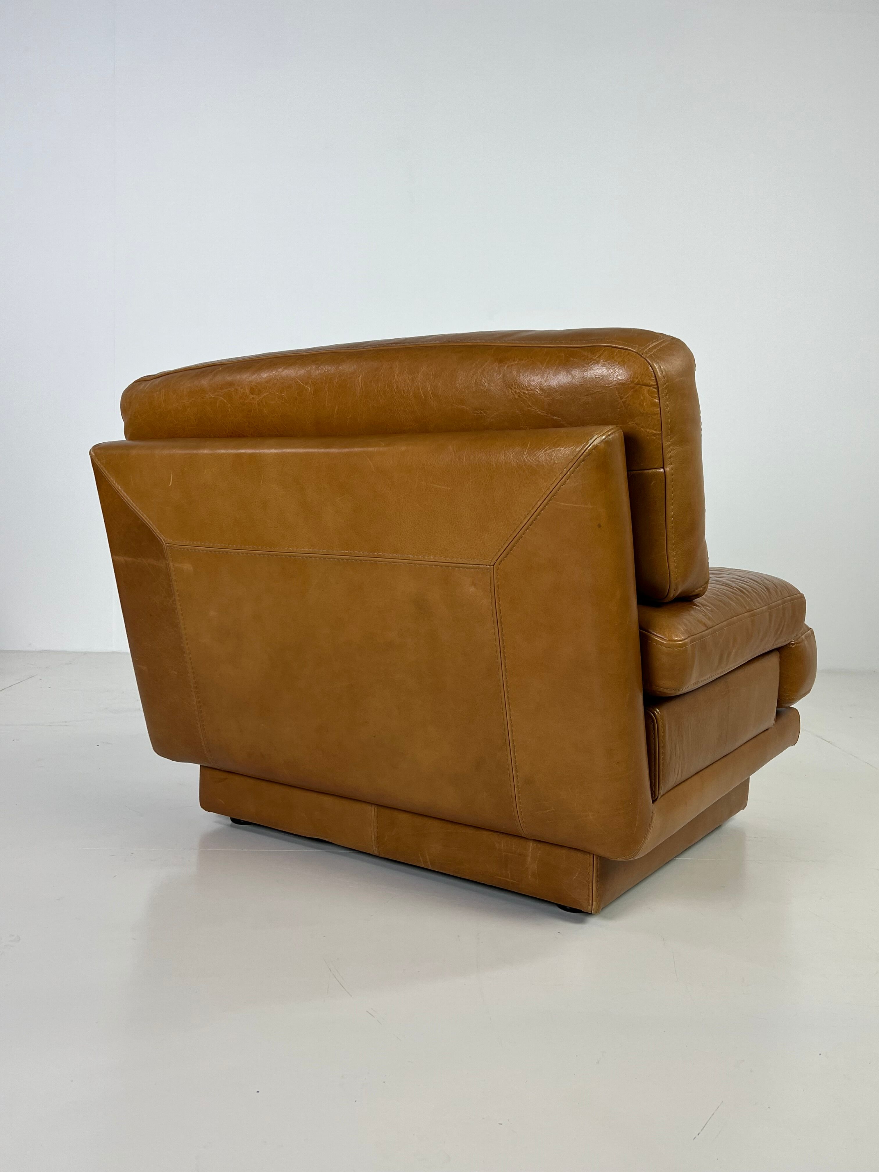 Set of 2 italian design armchairs