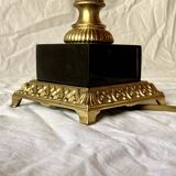 Vintage table lamp in gold brass and black marble