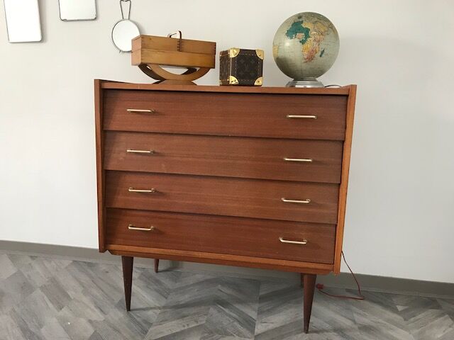 Convenient 50/60 years