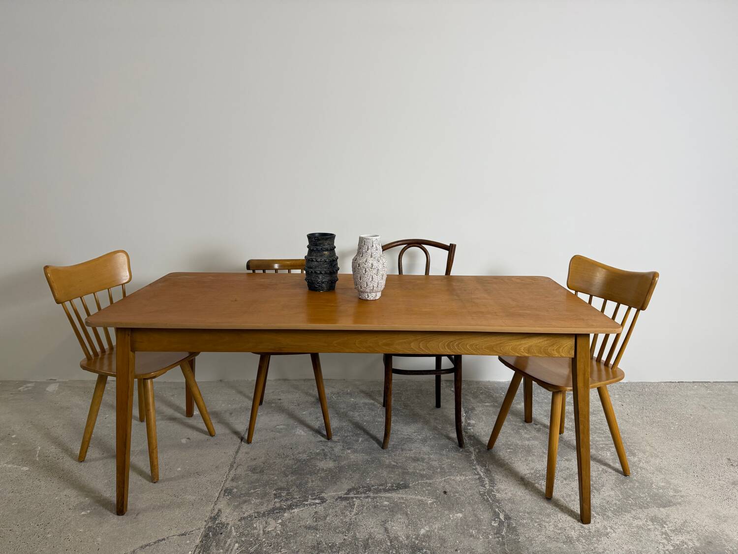 Vintage dining table – tapered legs – 1950s-1960s