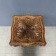 Table d'appoint en bois sculpté antique et élégant