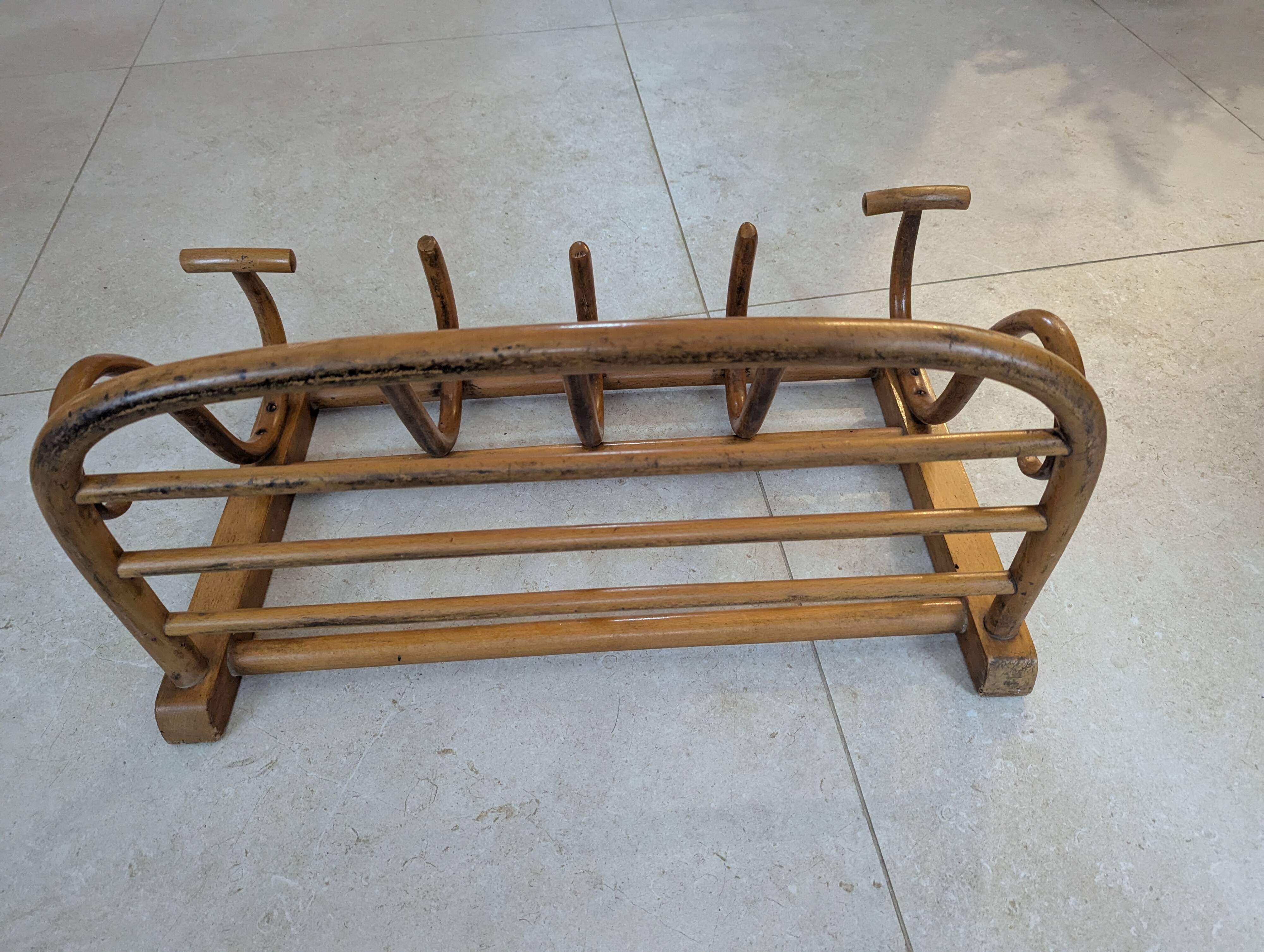 Fischel curved wood wall coat rack