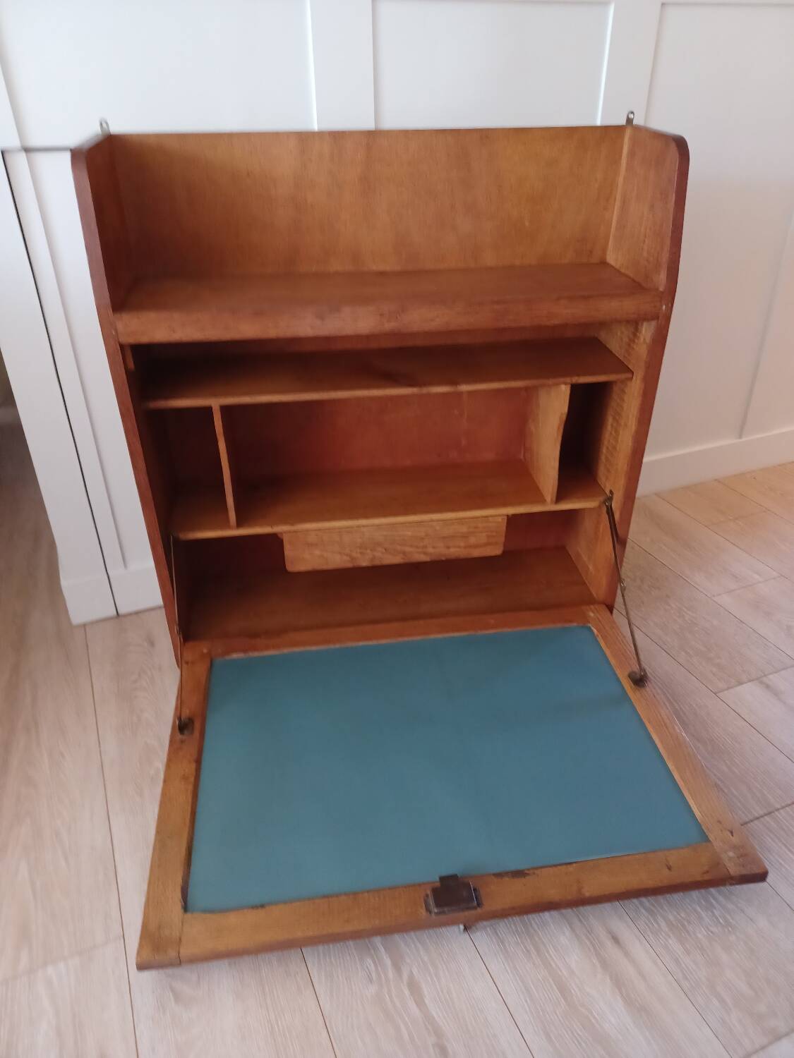 50s wall secretary