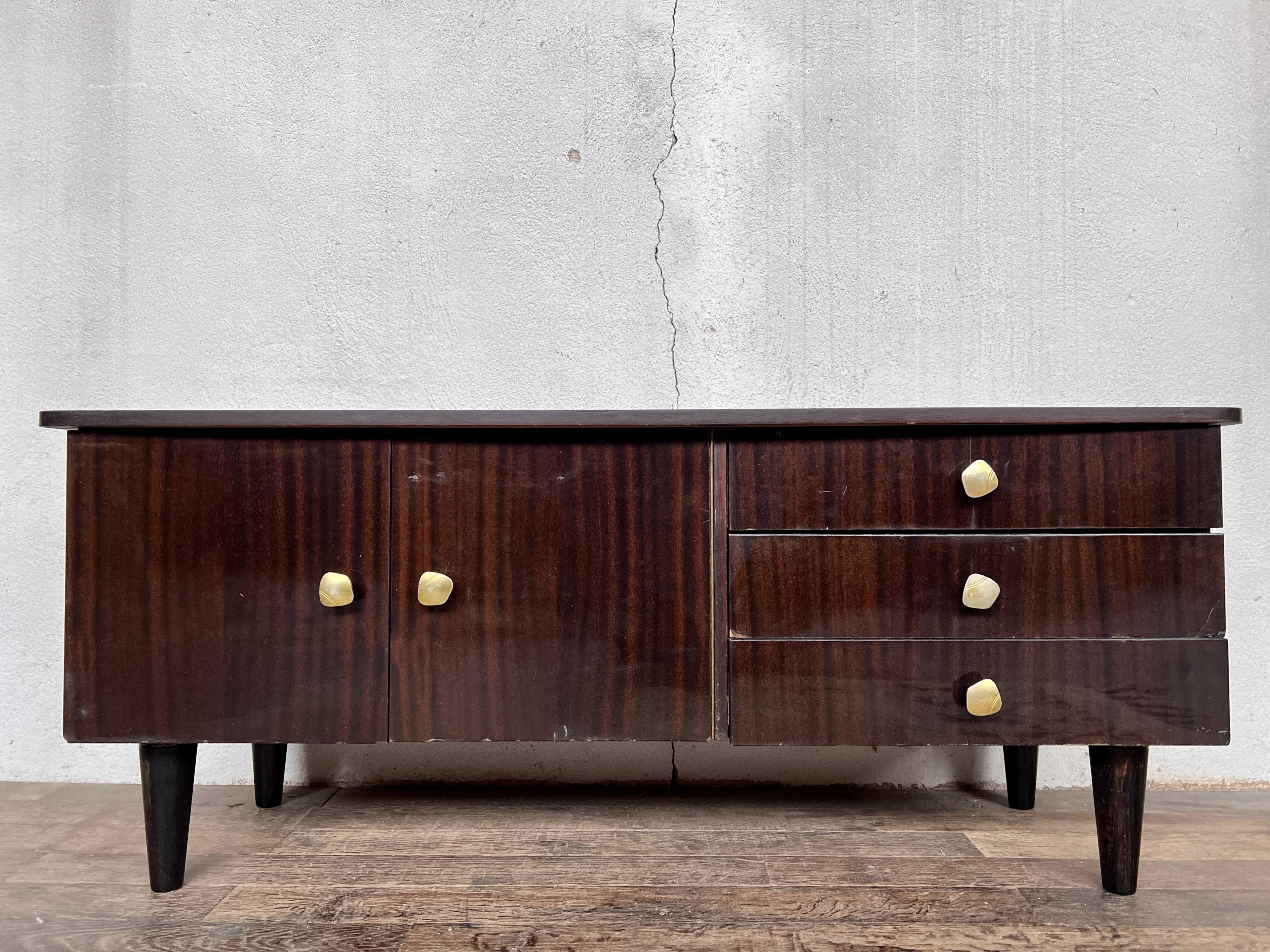 Vintage 1960s TV/hifi cabinet sideboard
