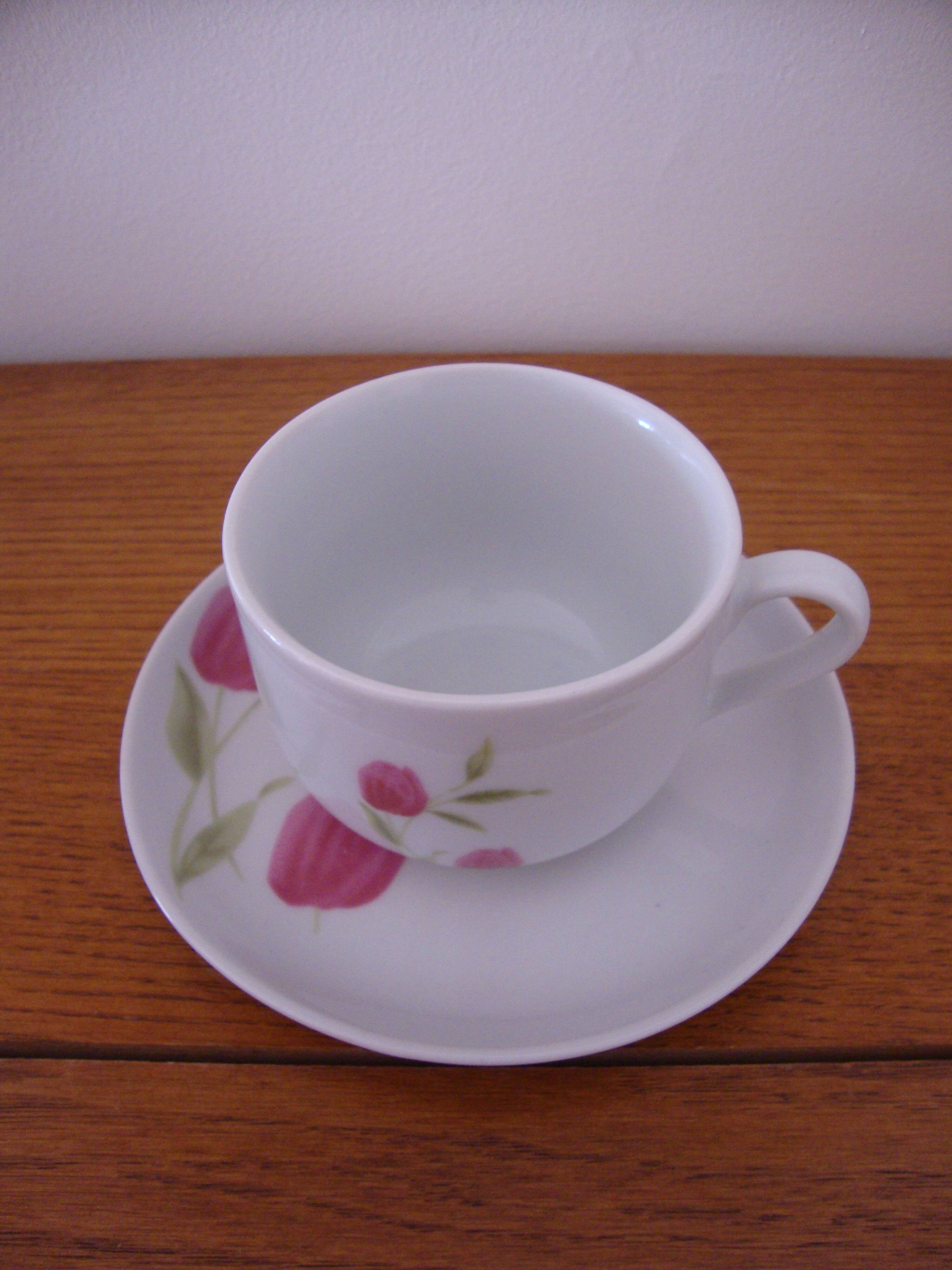 6 old white porcelain coffee cups decorated with tulips