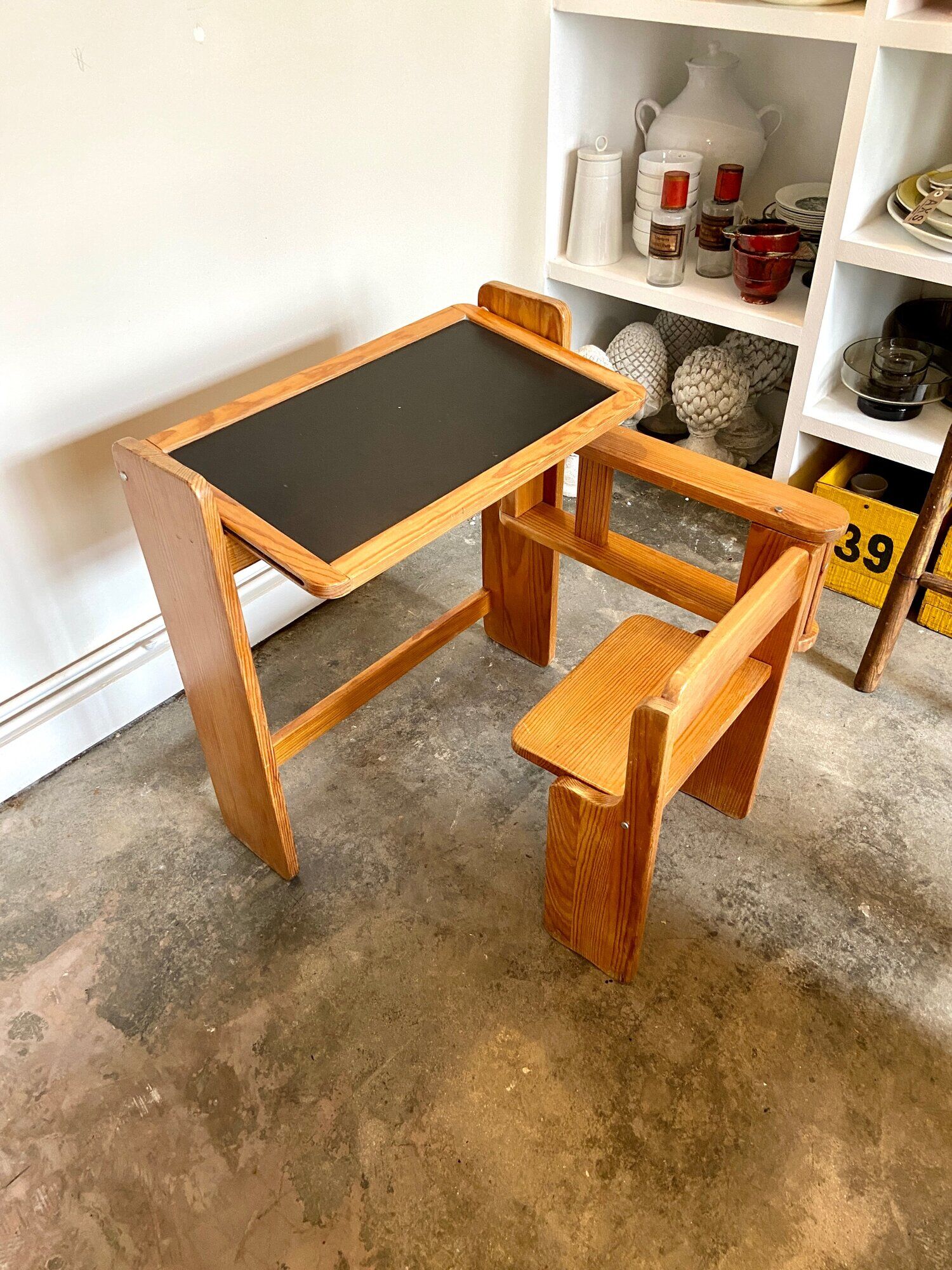 Bureau modulable Trama pour enfant en bois clair