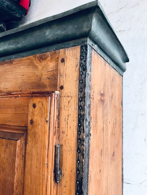 Wood and zinc cabinet