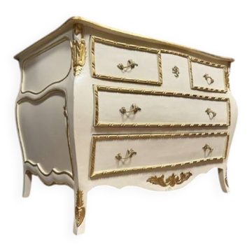 Commode galbée style louis XV