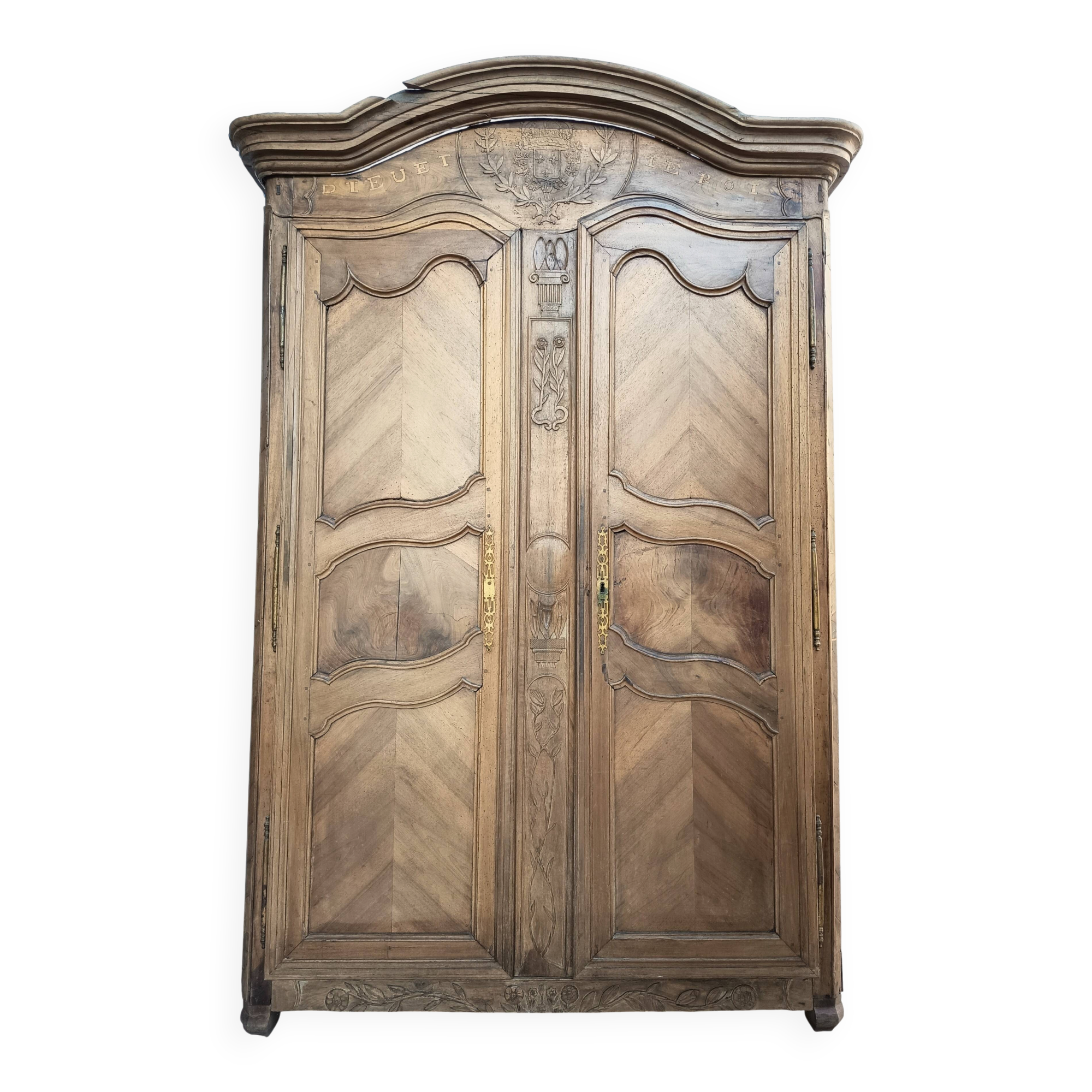 Armoire époque Louis XV Armoirie Couronne de France