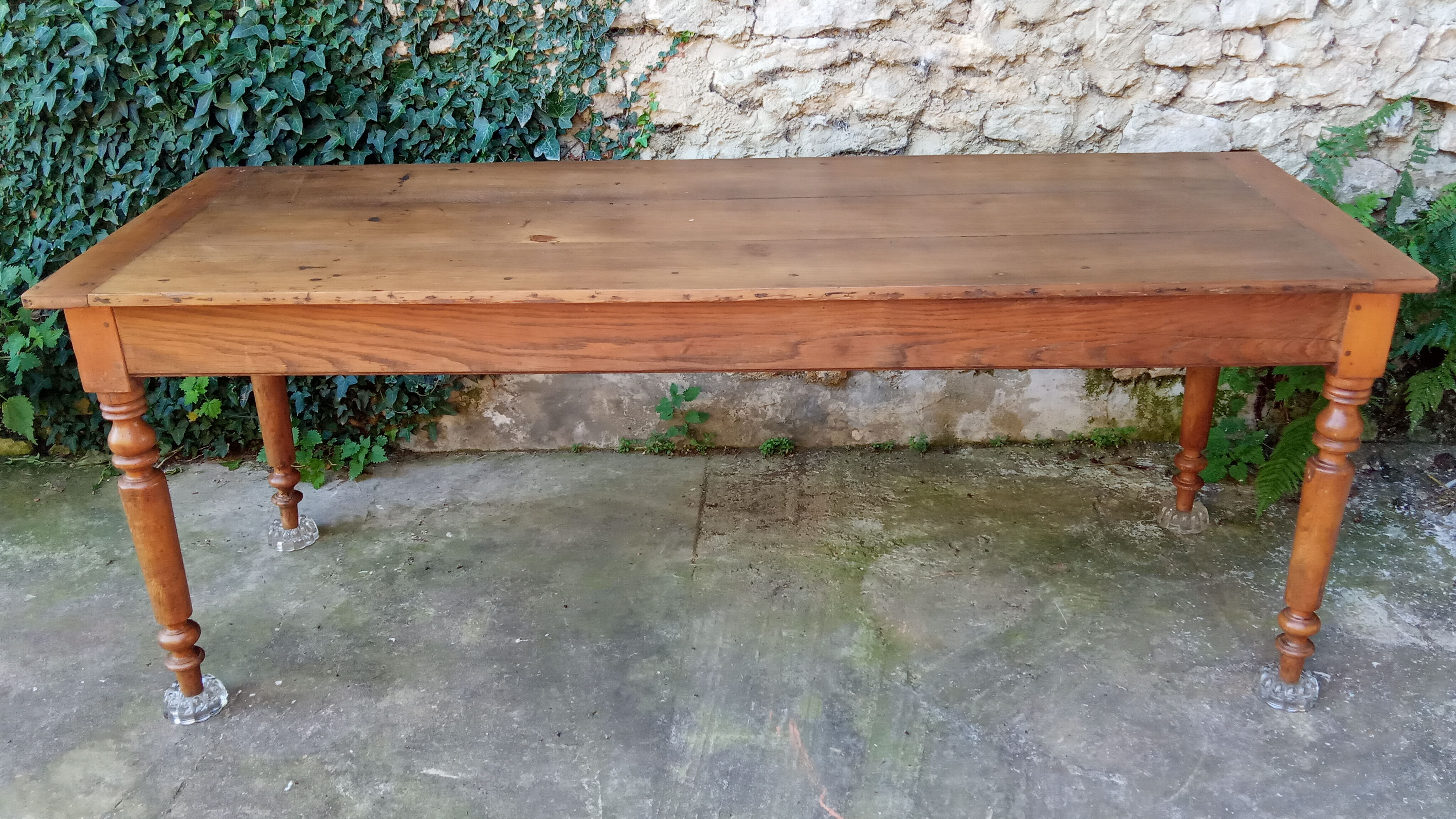 Oak farmhouse table turned legs
