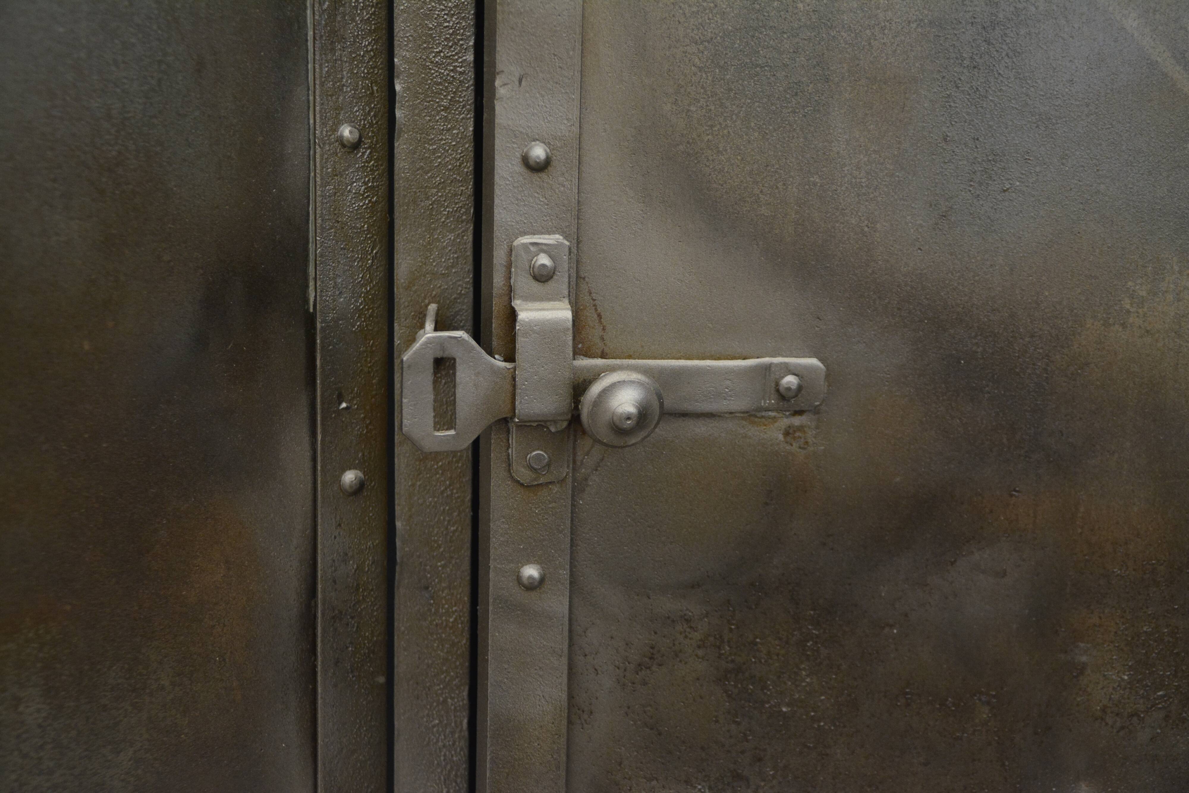 Industrial cloakroom