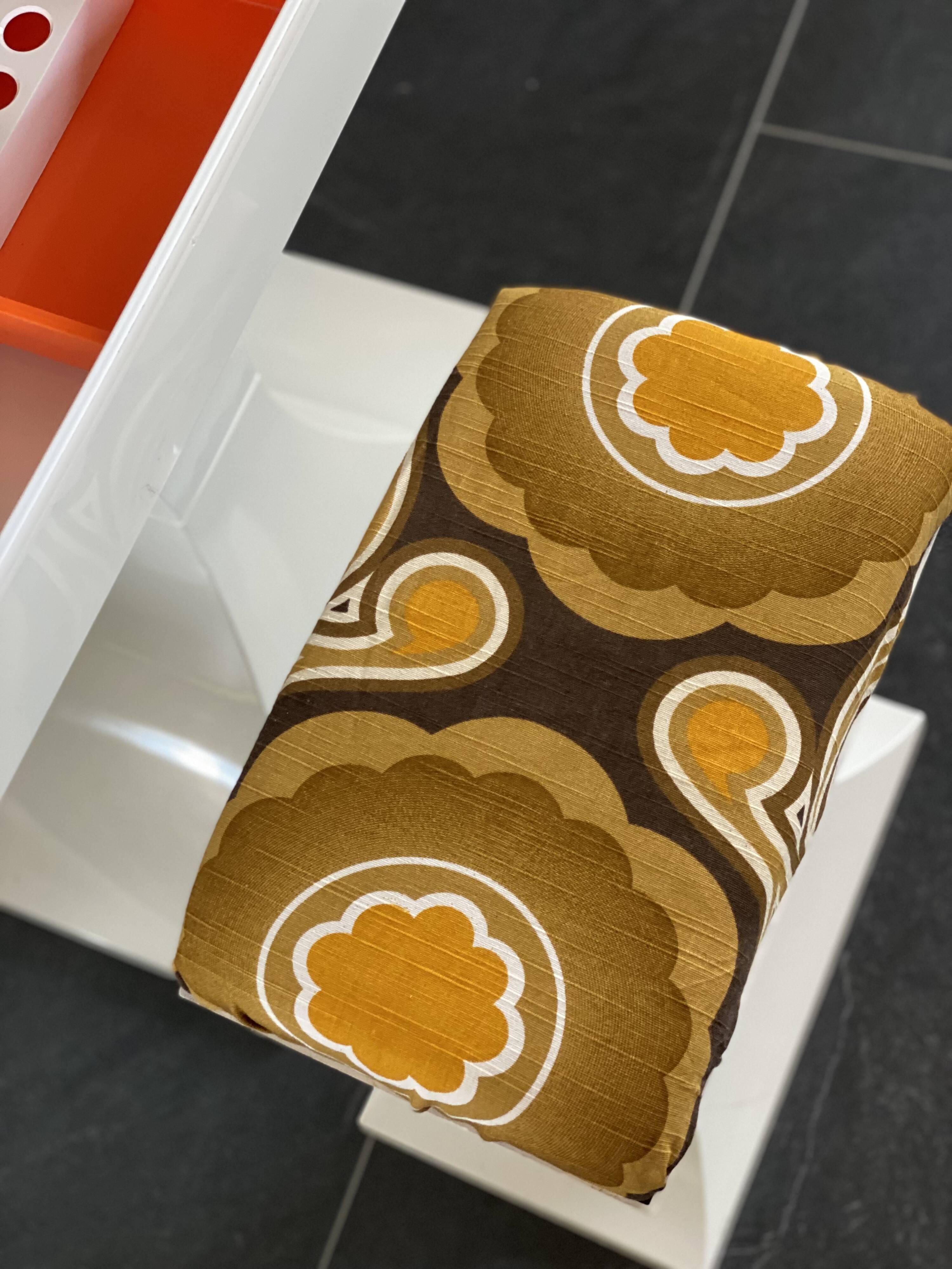 Coiffeuse et tabouret Space Age par Prisunic