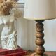 Pied de lampe en bois tourné