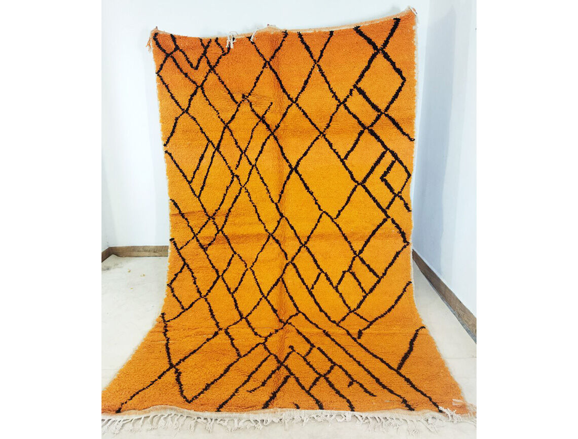 Moroccan berber rug 304x186cm