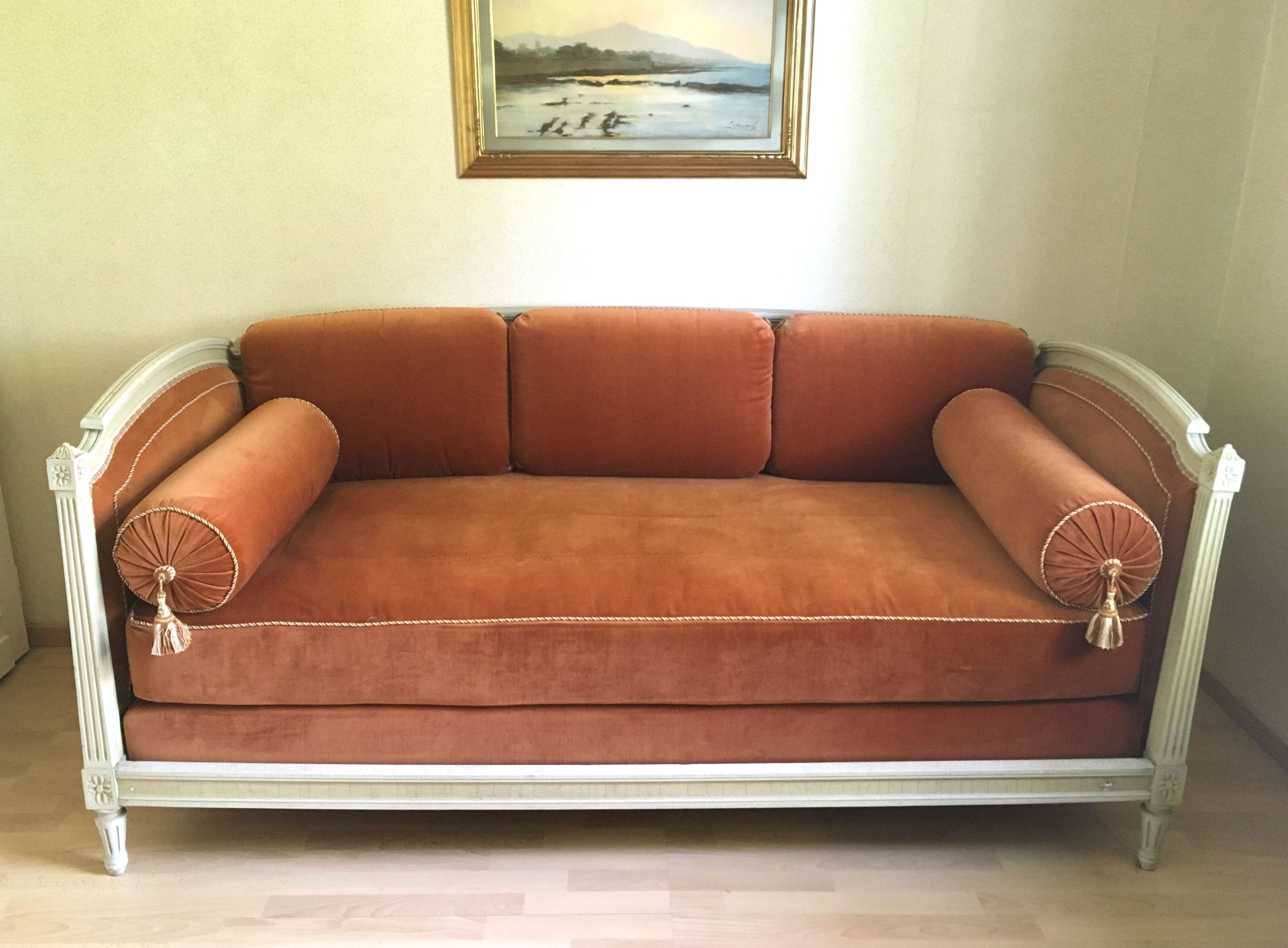 Sofa bed wood and velvet
