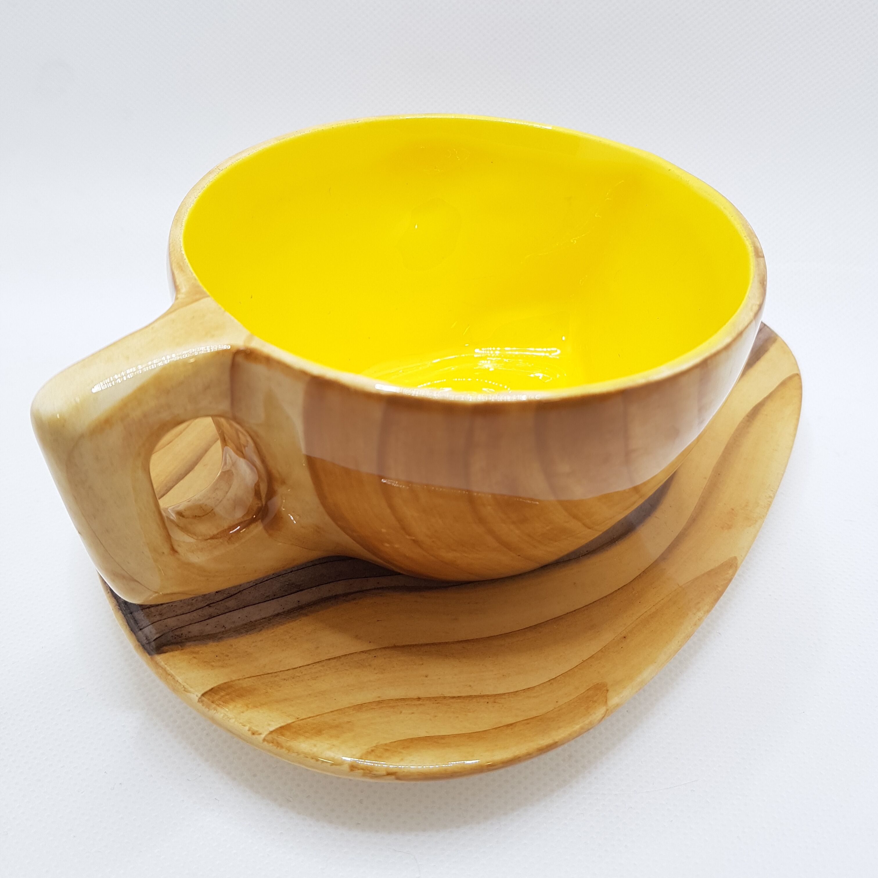 Tasse et soucoupe effet bois