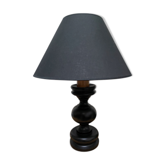 Baluster foot table lamp