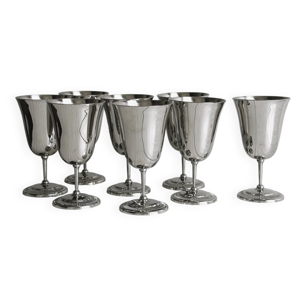 Lot de 8 coupes à pied Bon état -  reconditionné disponible sur Selency