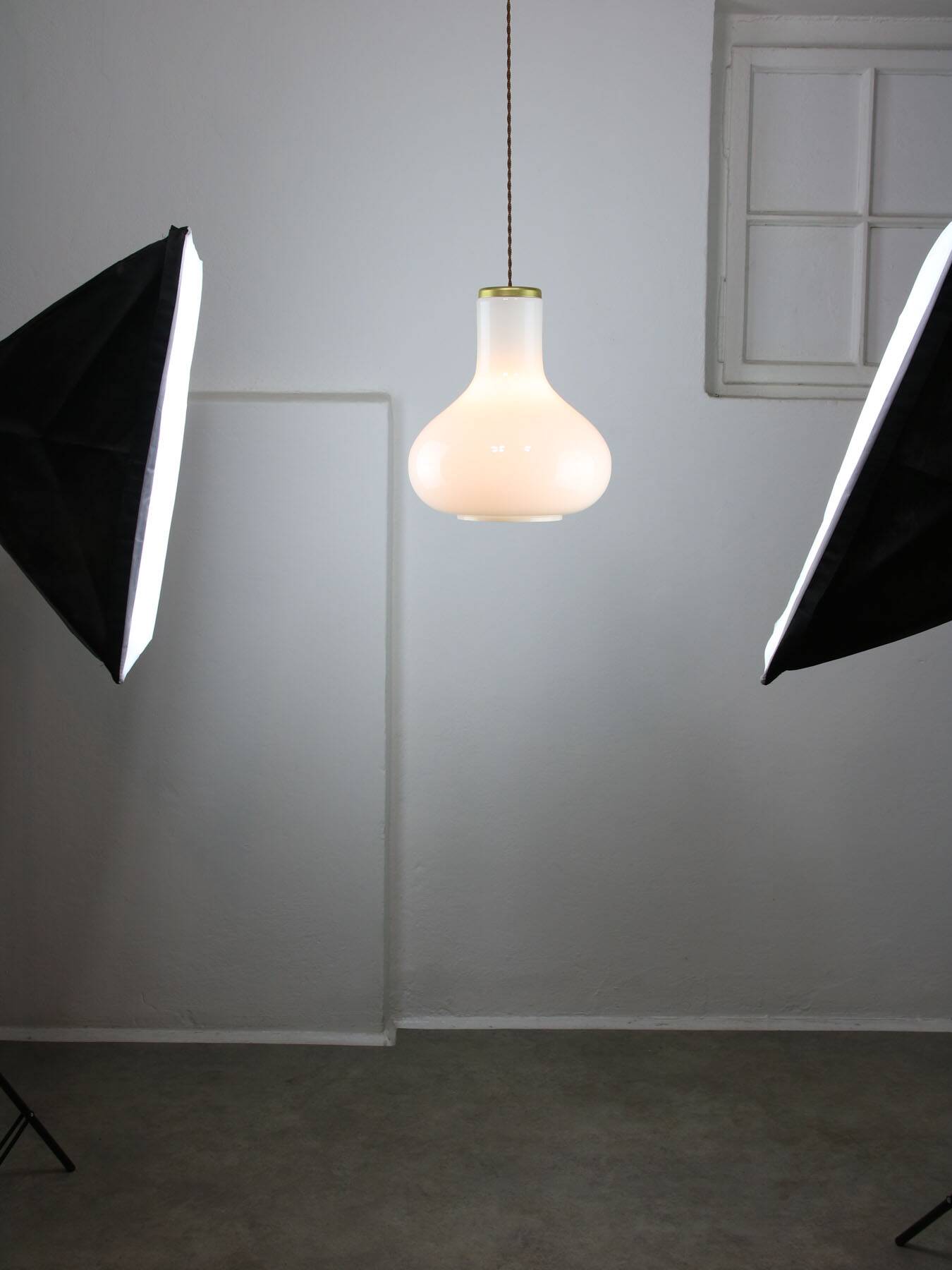 Big mid-century italian brass and opaline glass pendant lamp