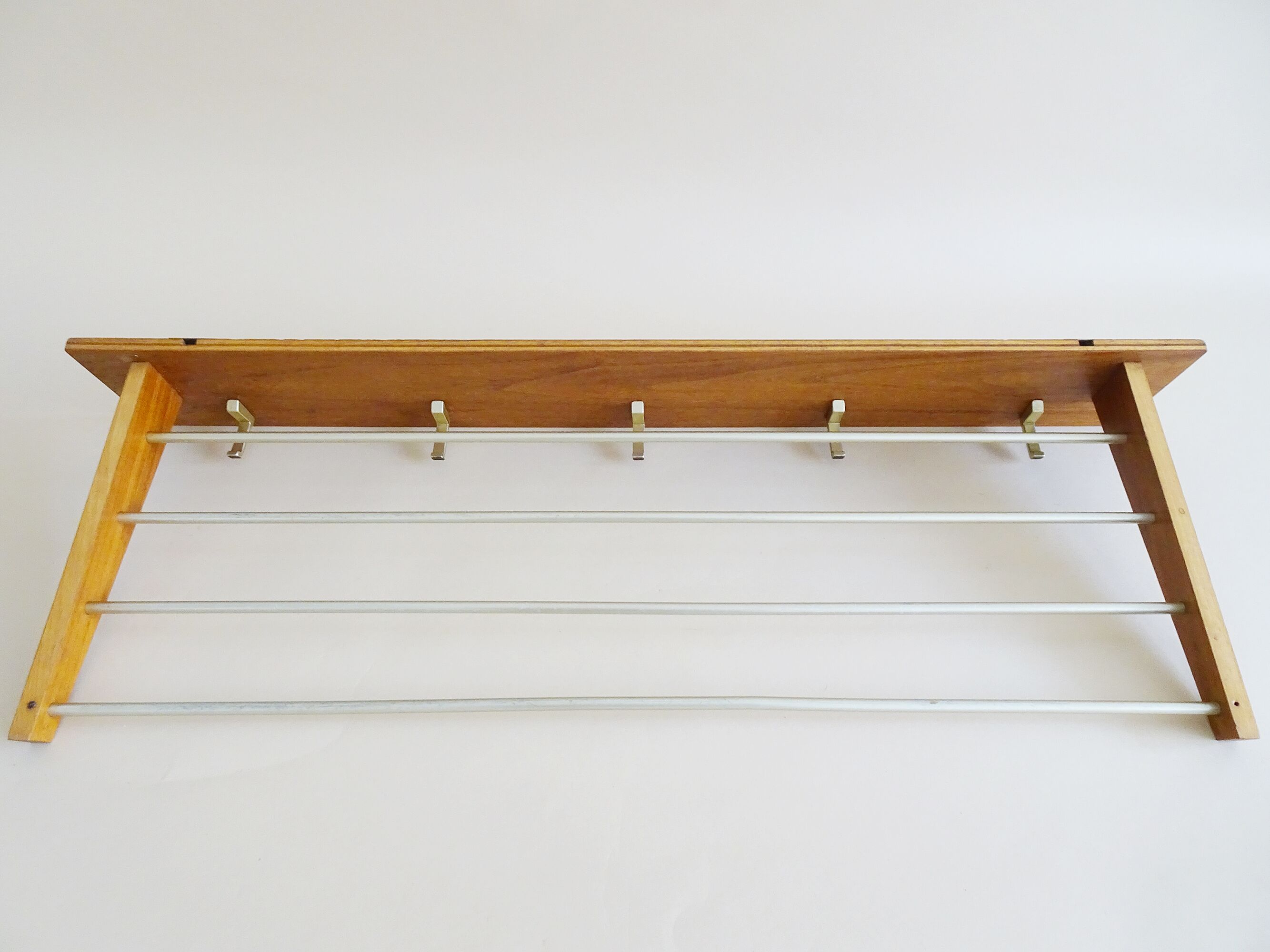 Wall coat rack with hat rack made of teak and gold metal,
