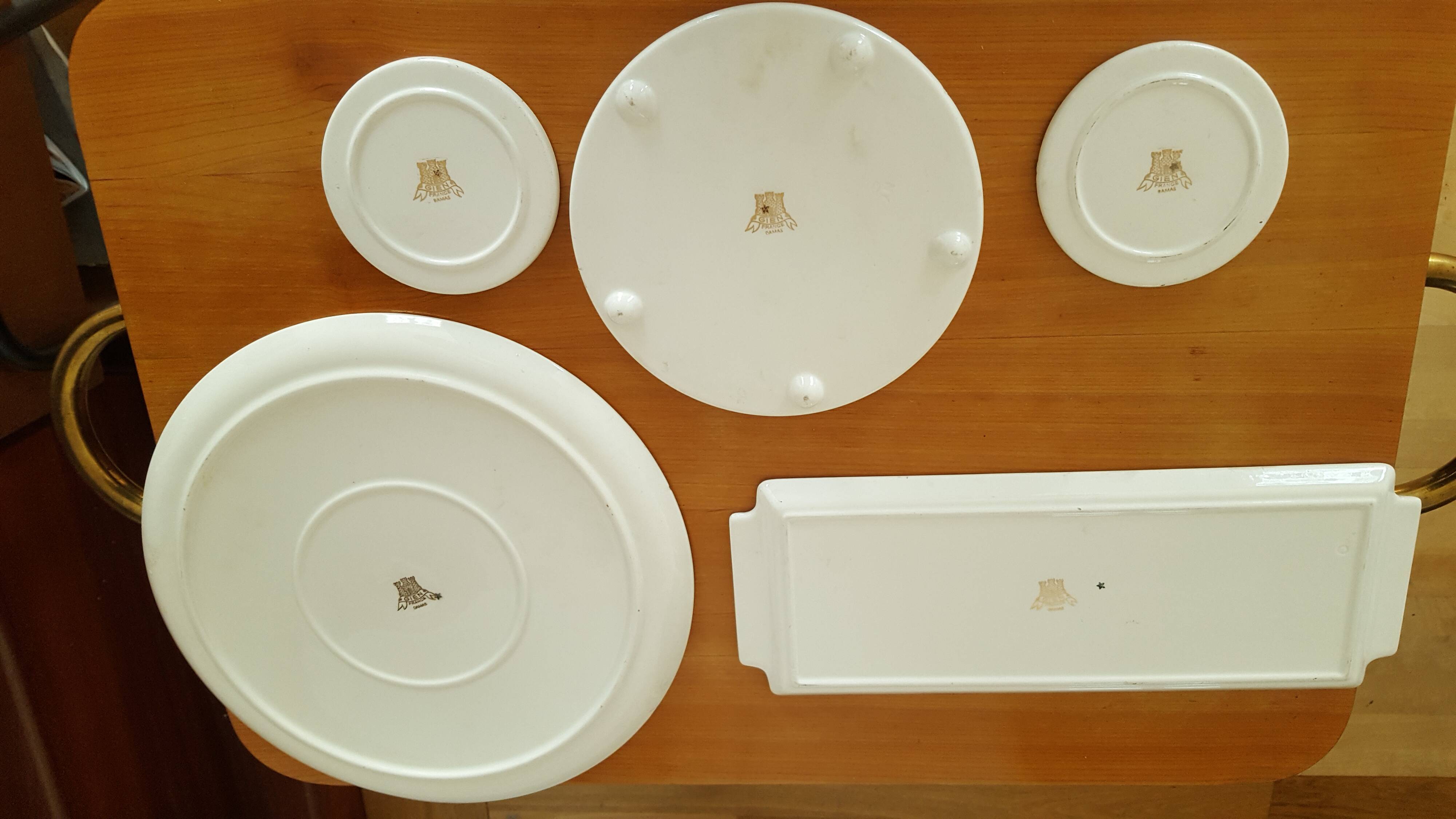 Gien porcelain service