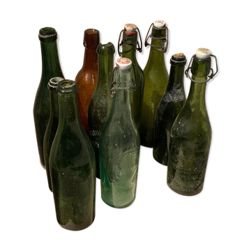 Lot 10 bouteilles anciennes en verre soufflé déco bistro bar vin limonade biere