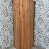 Vintage corner cabinet / pine corner cabinet