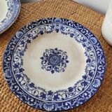 Set of 2 JVBx Louis XV flat plates