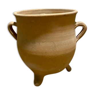 Terracotta jar/pot
