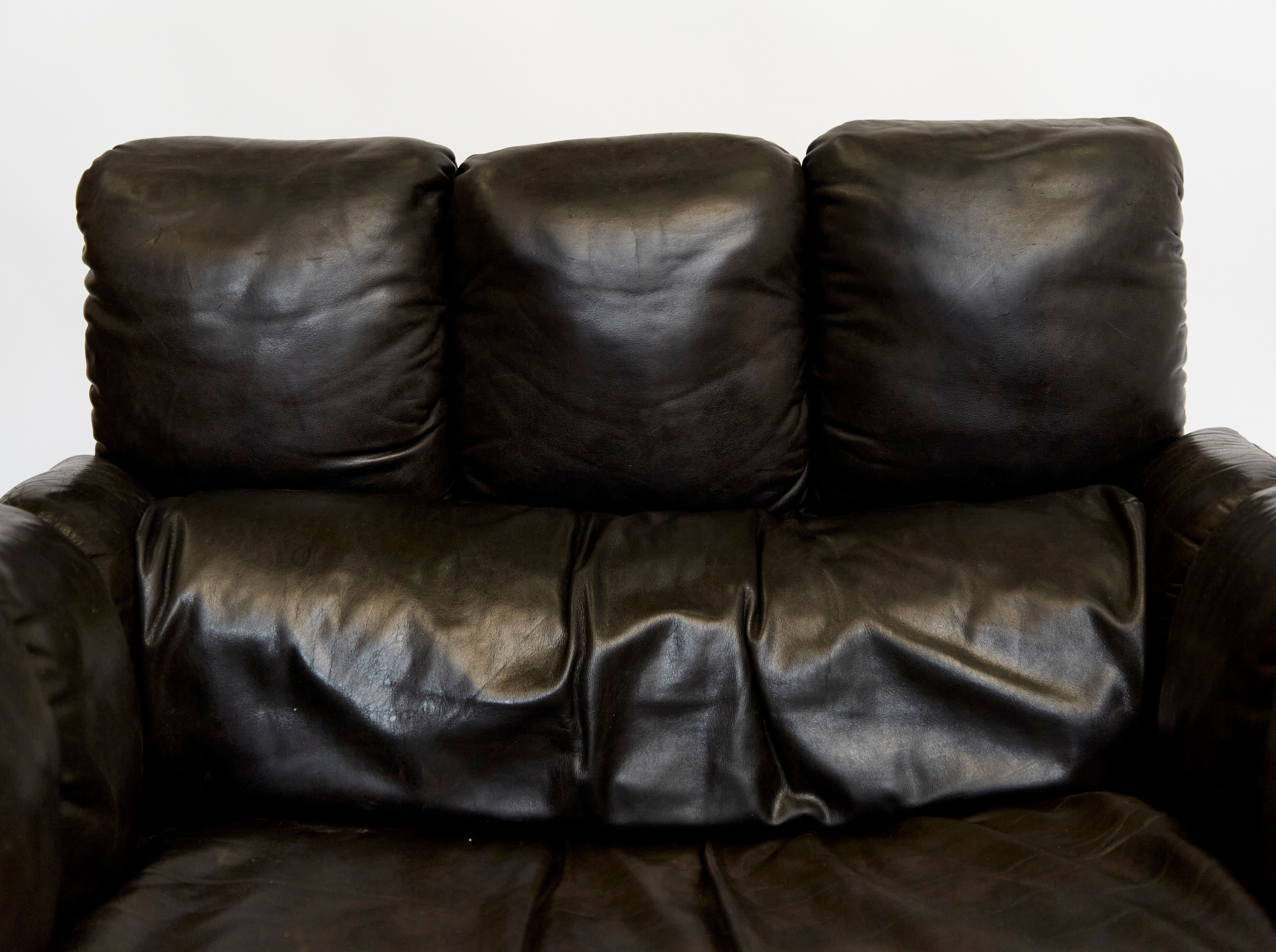 Vintage leather armchair custom-made Chancellor's Bungalow