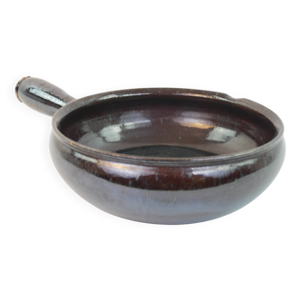 Ebony enameled ceramic fondue pot signed André Martin Vallauris 1950s