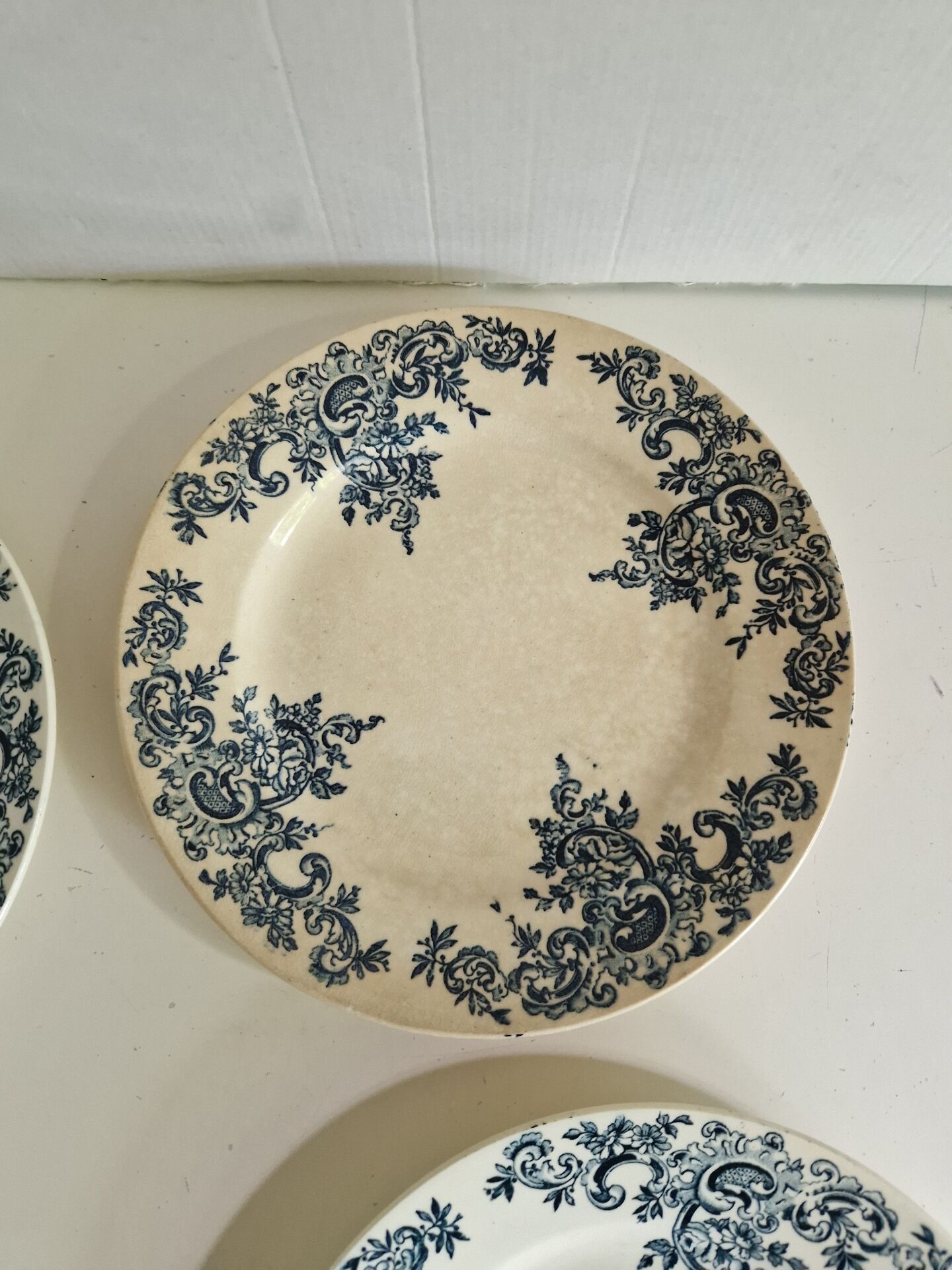 Set of 4 Louis XV Dessert Plates HB & Cie
