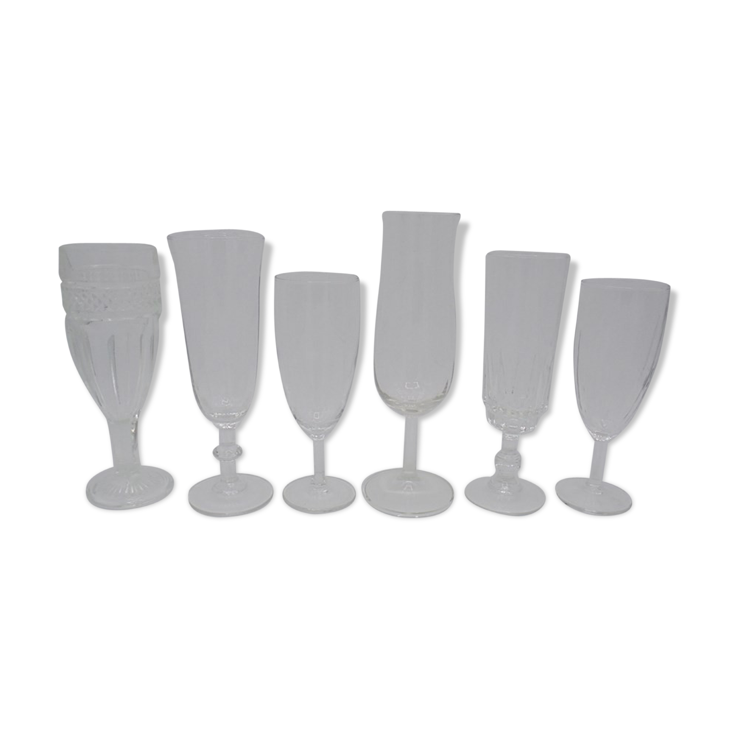 Lot of 6 mismatched champagne flutes