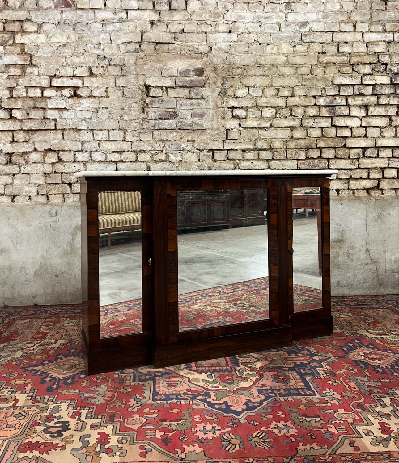 Buffet With Projection At Support Height In Rosewood From Restoration Period 19th Century